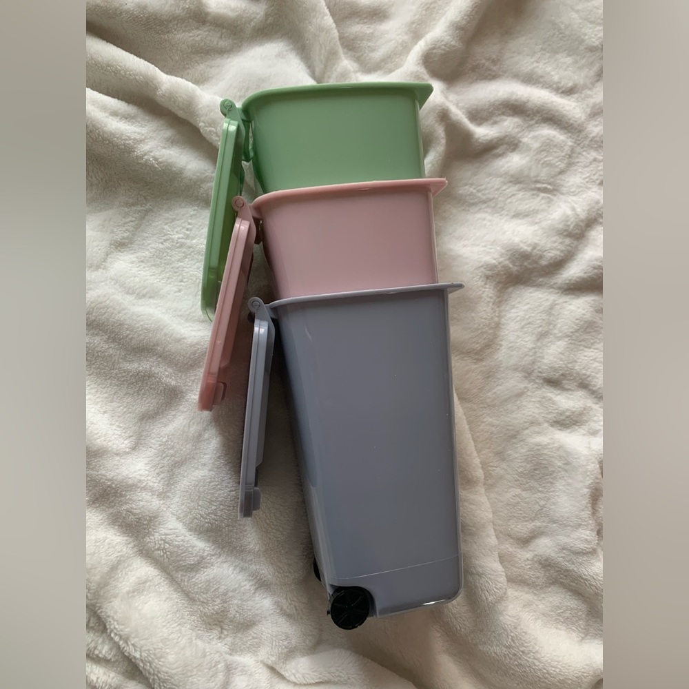 Mini dumpsters, mini desktop bin (3 count)